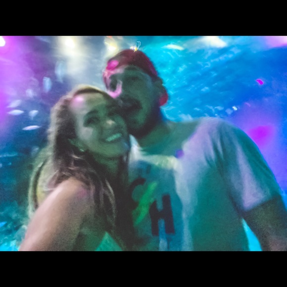 Meet your Posher, Lindsey - Picture 4 of 11